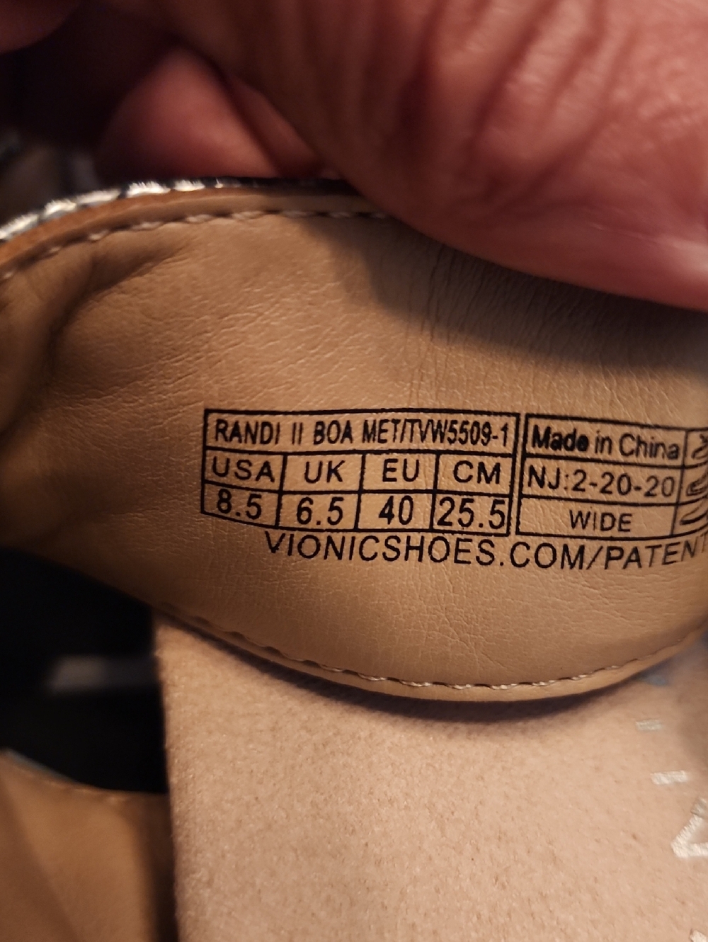 Vionic Slide Sandals - Picture 4 of 5
